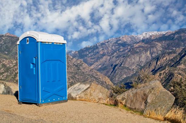 Best Porta potty rental near me  in South Zanesville, OH